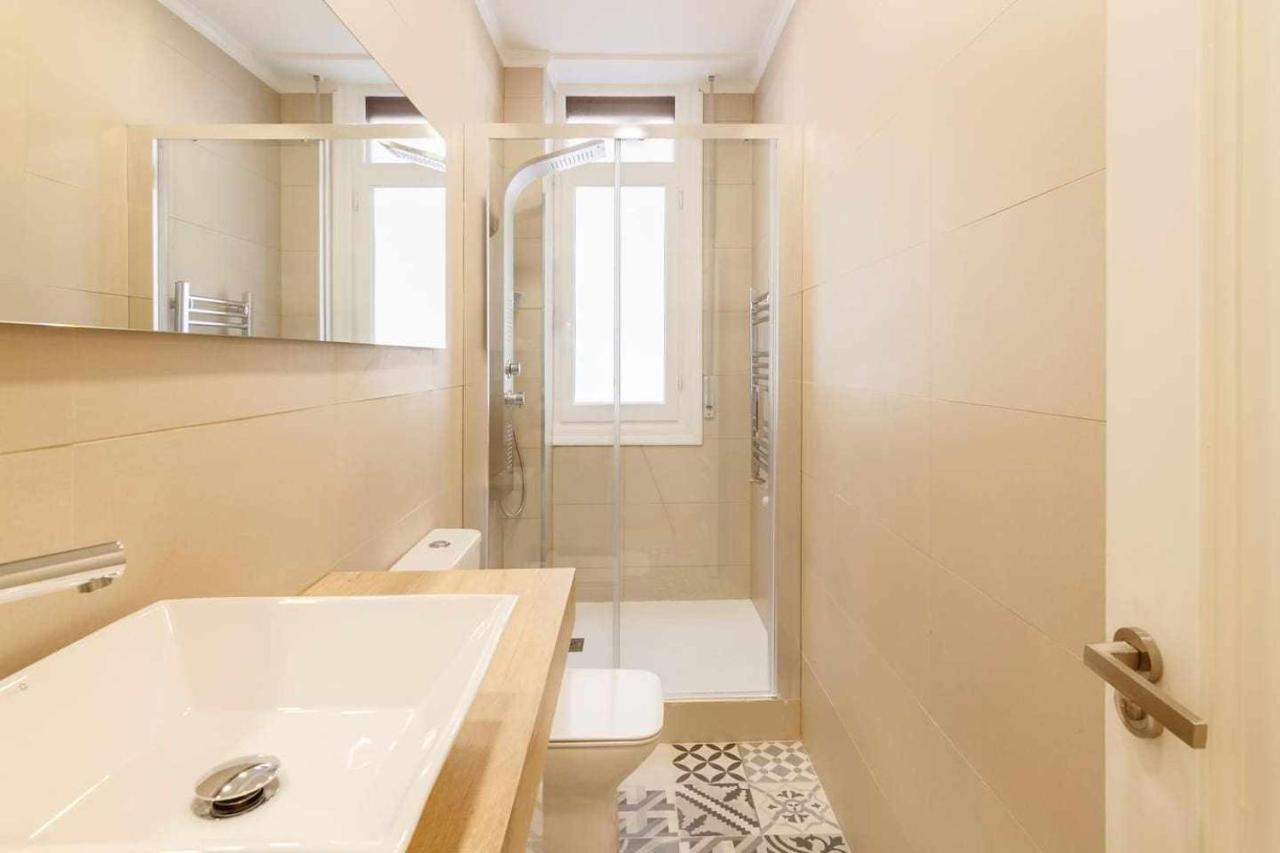 Vivienda Turistica Reformada Con Encanto Bilbao Exterior foto